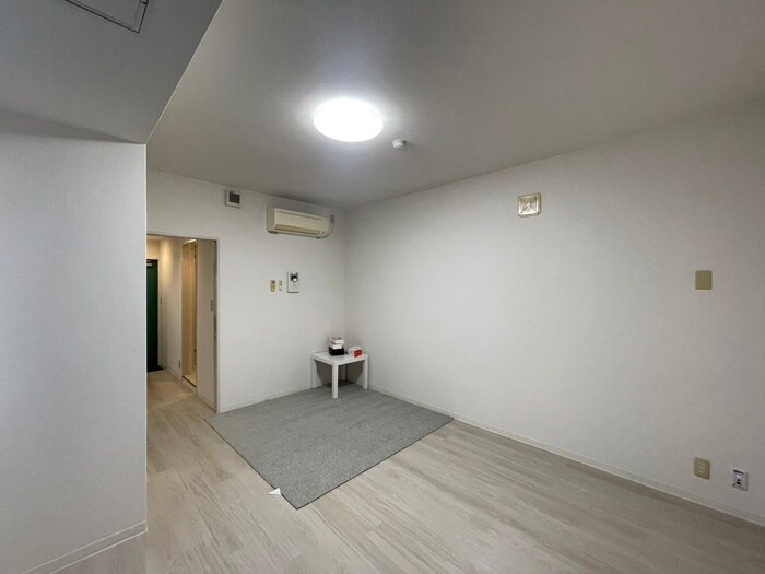 物件内観写真12　(居室)