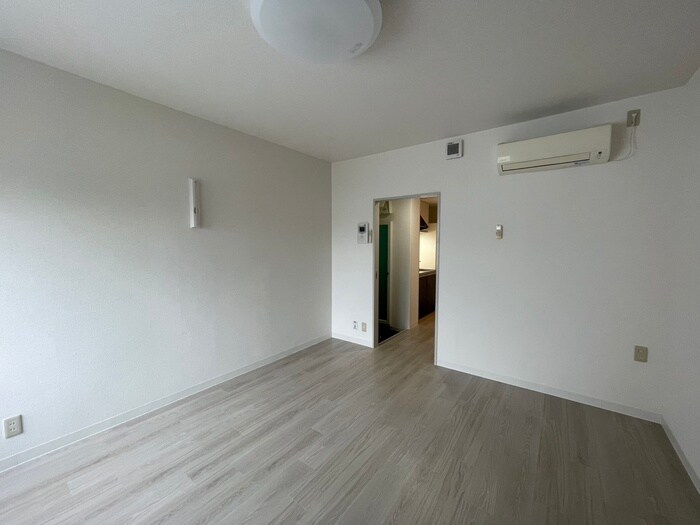 物件内観写真13　(居室)