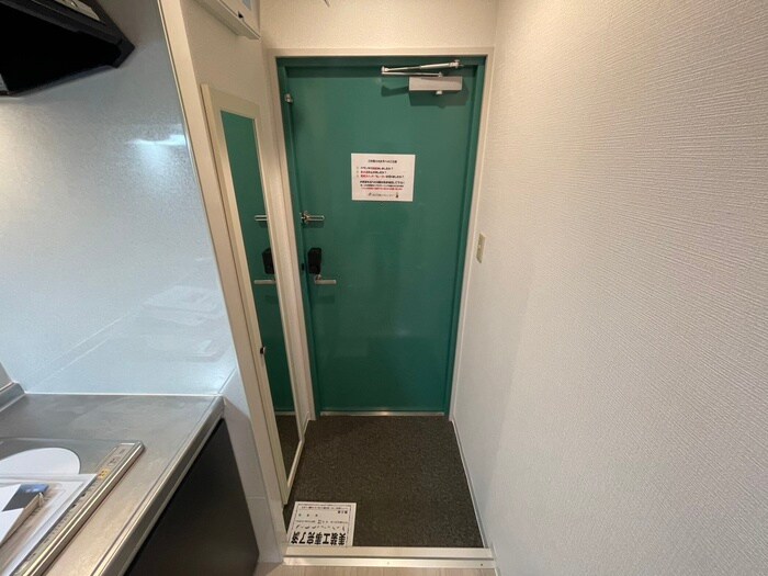 物件内観写真17　(玄関)