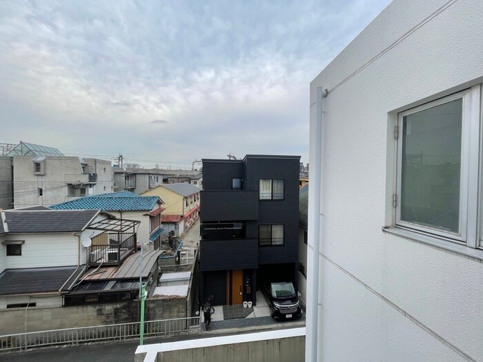 物件内観写真20　(室内からの展望)