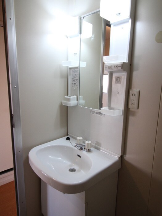 物件内観写真9　(洗面)