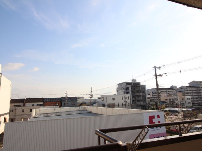 物件内観写真12　(室内からの展望)