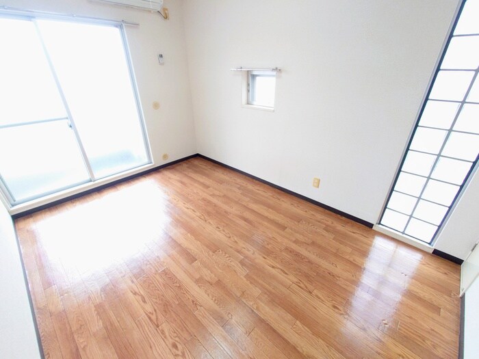物件内観写真10　(居室)