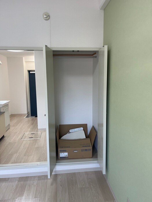 物件内観写真17　(収納)