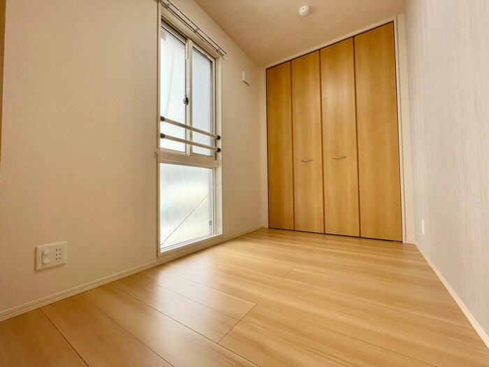 物件内観写真8　(居室)