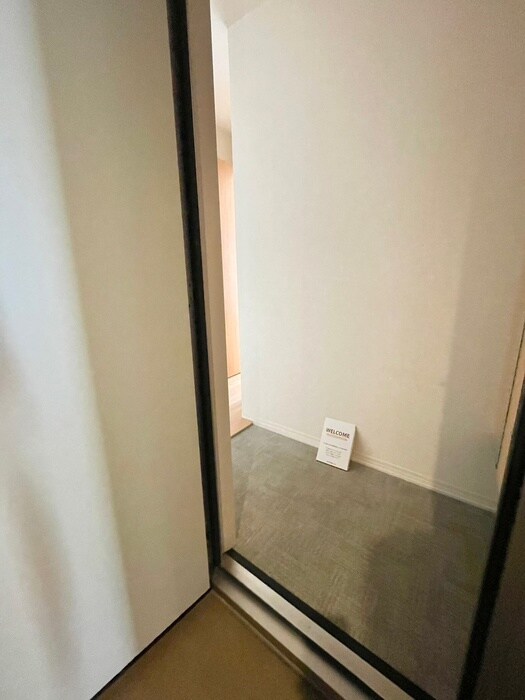 物件内観写真14　(玄関)