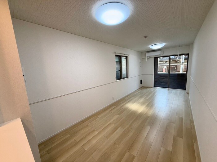 物件内観写真13　(居室)