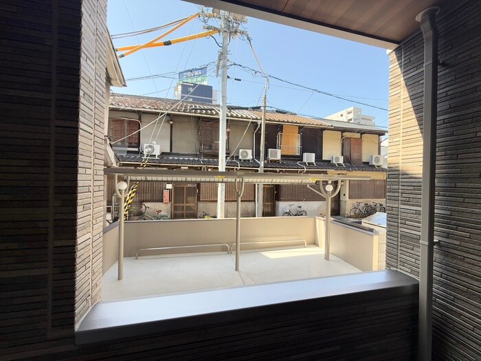 物件内観写真16　(室内からの展望)