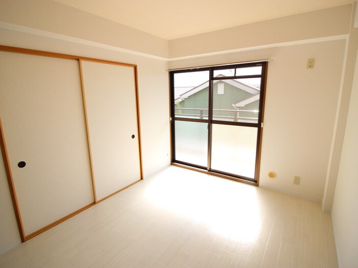 物件内観写真15　(居室)
