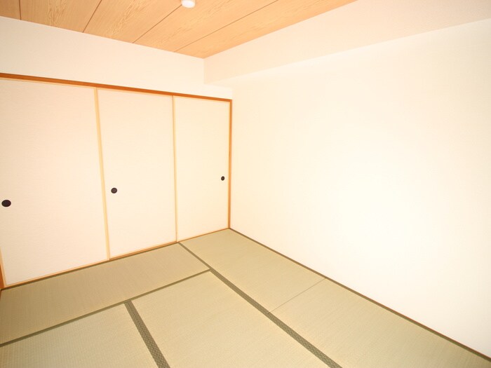 物件内観写真16　(居室)