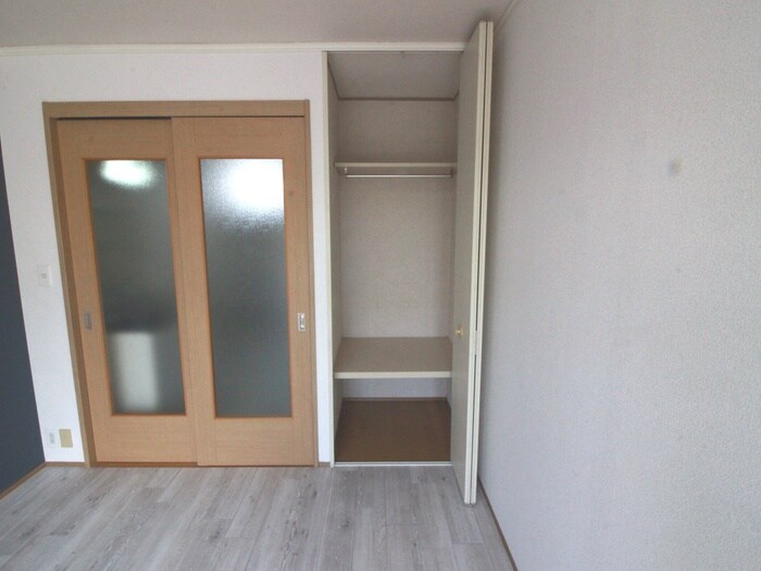 物件内観写真9　(収納)