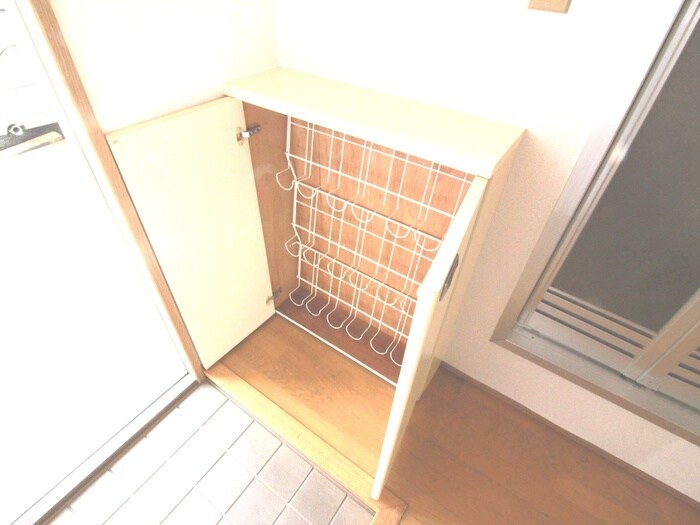 物件内観写真13　(靴箱)