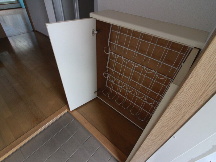 物件内観写真15　(靴箱)