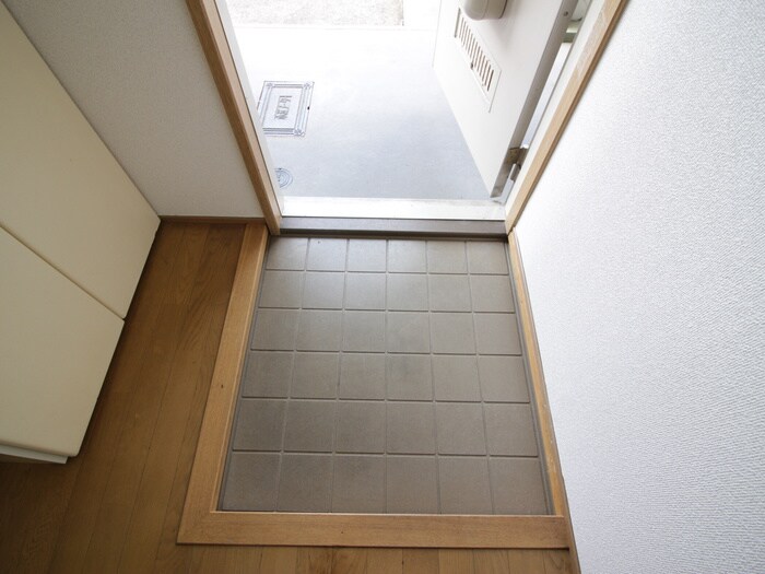 物件内観写真21　(玄関)