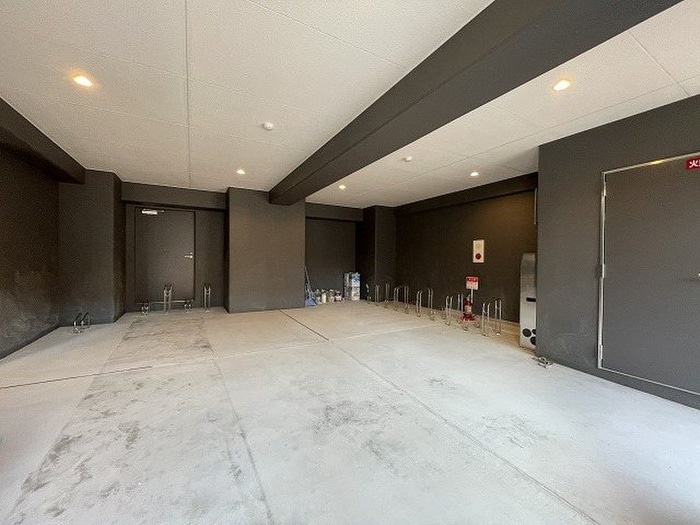 物件外観写真3　(駐輪場)