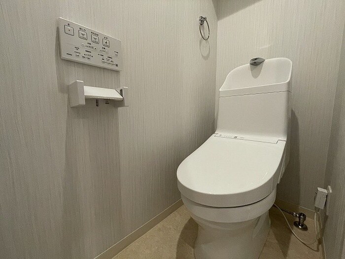 物件内観写真14　(トイレ)