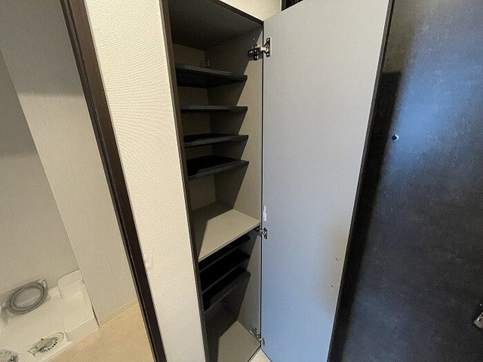物件内観写真15　(靴箱)