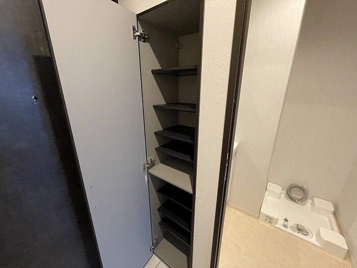 物件内観写真16　(靴箱)