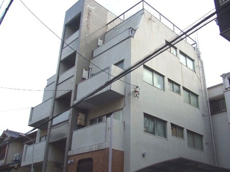 メゾン帝塚山外観写真