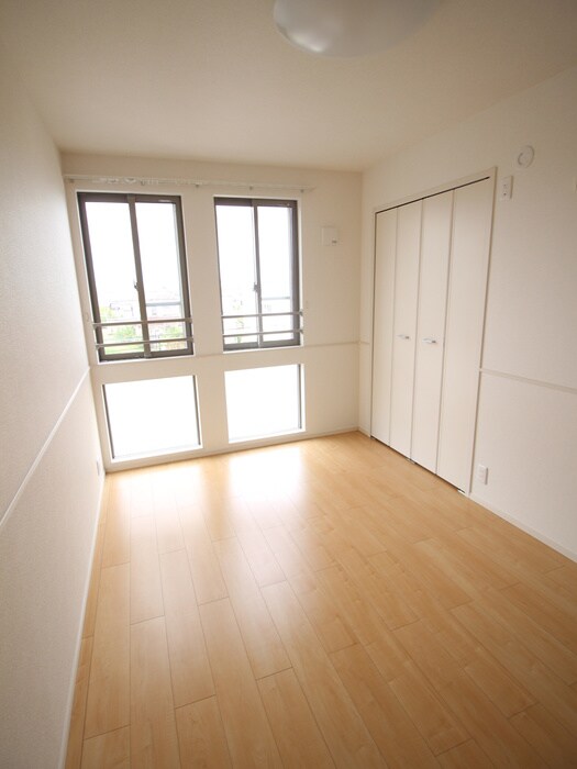 物件内観写真19　(居室)