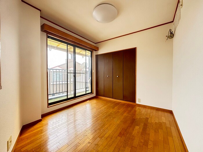 物件内観写真8　(居室)