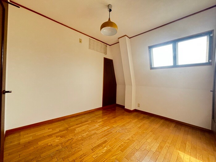 物件内観写真9　(居室)