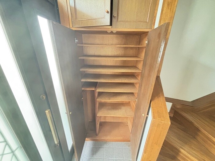 物件内観写真16　(靴箱)