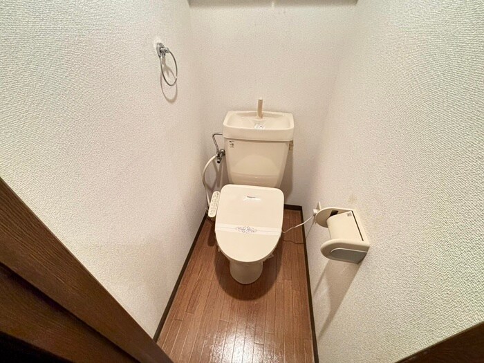 物件内観写真12　(トイレ)