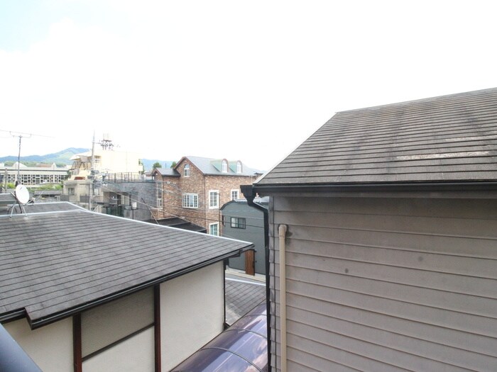 物件内観写真20　(室内からの展望)