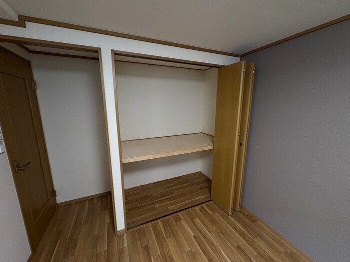 物件内観写真13　(収納)