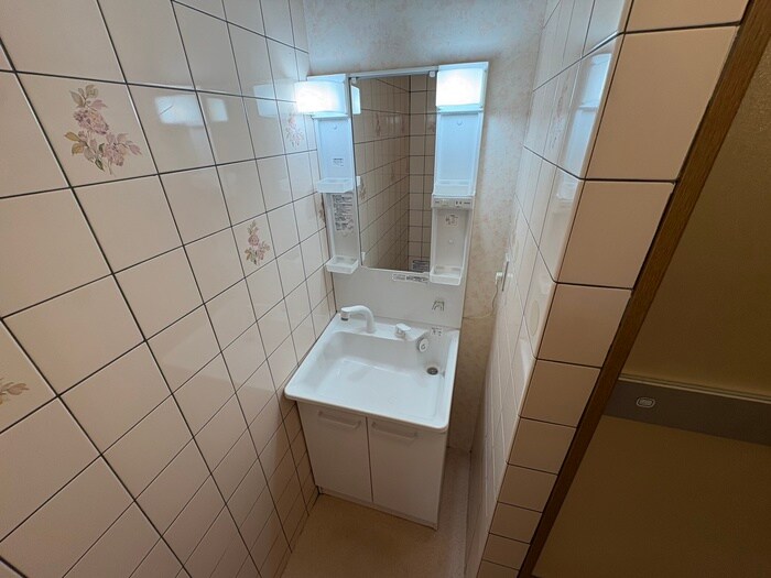 物件内観写真16　(洗面)