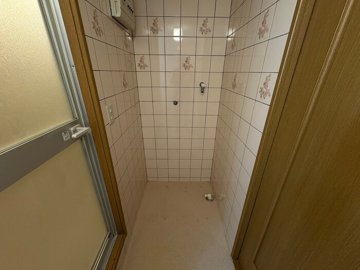 物件内観写真19　(洗濯機置場)