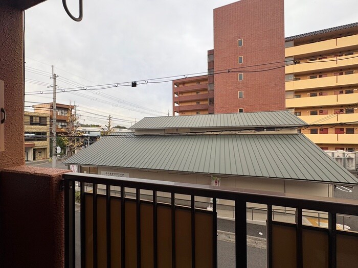 物件内観写真21　(室内からの展望)