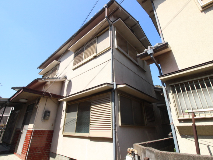 鉢塚1丁目山田貸家