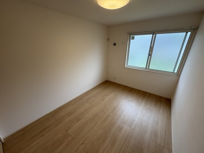 物件内観写真11　(居室)