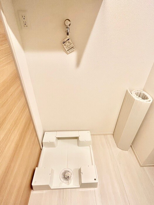 物件内観写真12　(洗濯機置場)