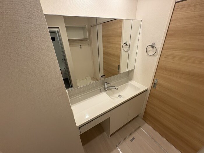 物件内観写真12　(洗面)