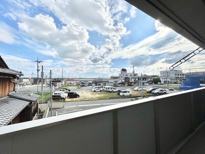 物件内観写真20　(室内からの展望)