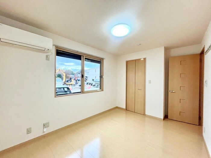 物件内観写真7　(居室)