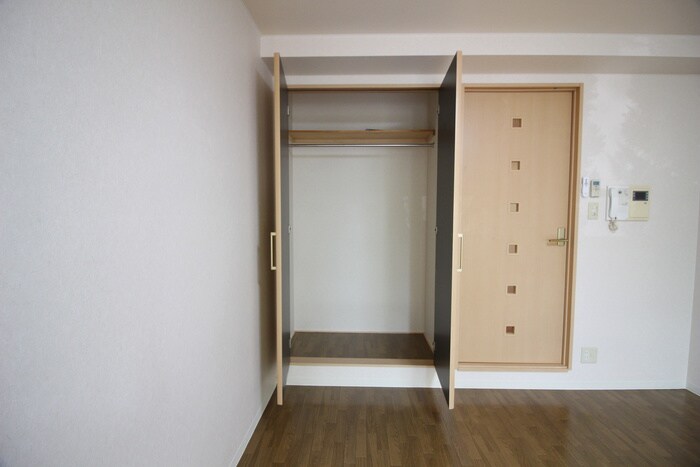 物件内観写真11　(収納)