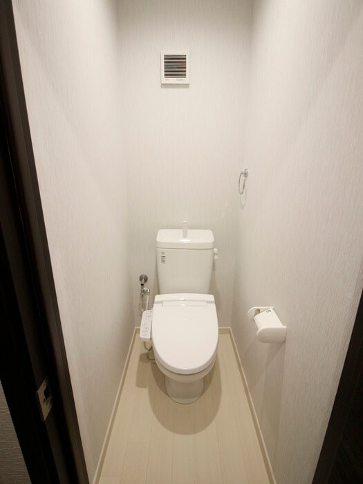 物件内観写真11　(トイレ)