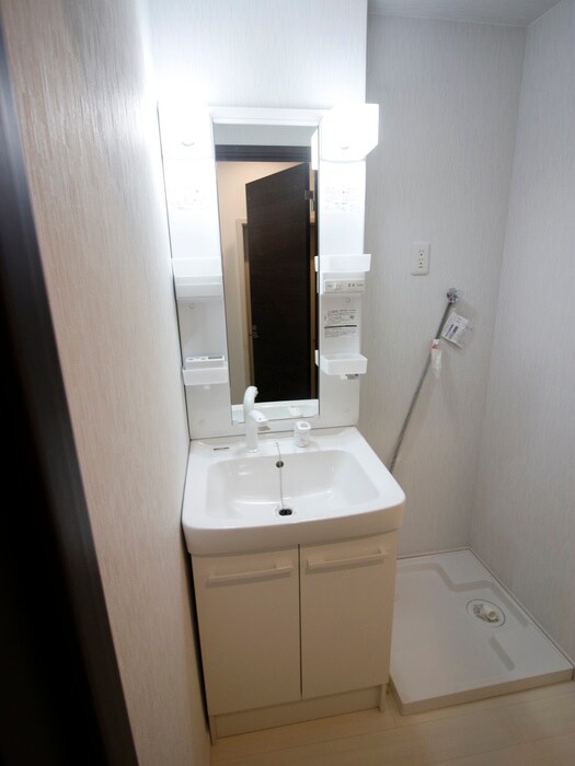 物件内観写真12　(洗面)