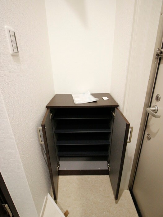 物件内観写真16　(靴箱)