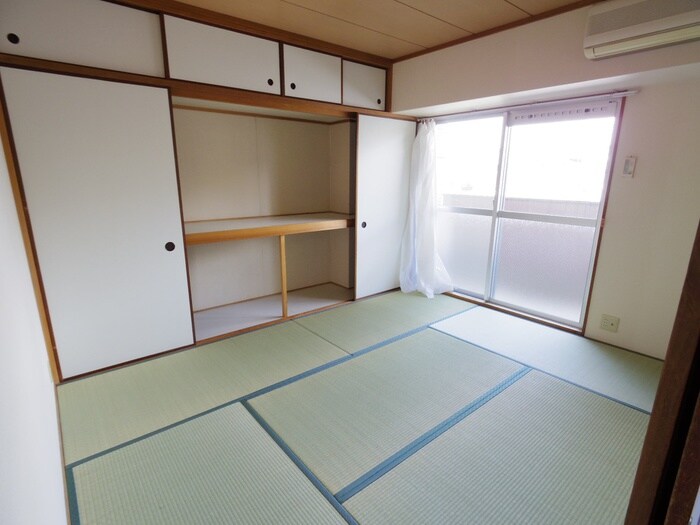 物件内観写真11　(居室)