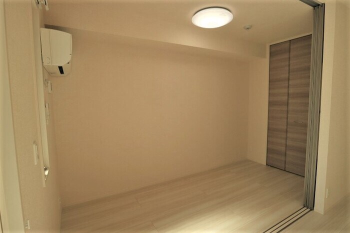 物件内観写真10　(居室)