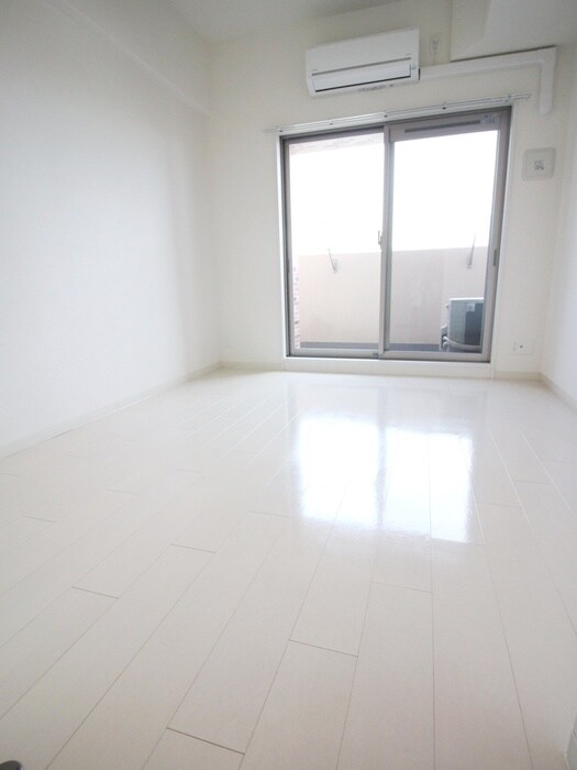 物件内観写真12　(居室)