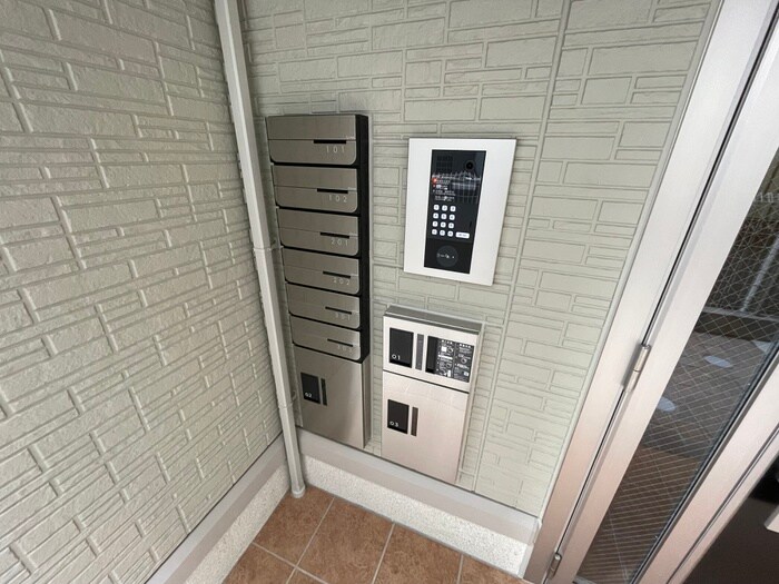 物件外観写真6　(建物設備)