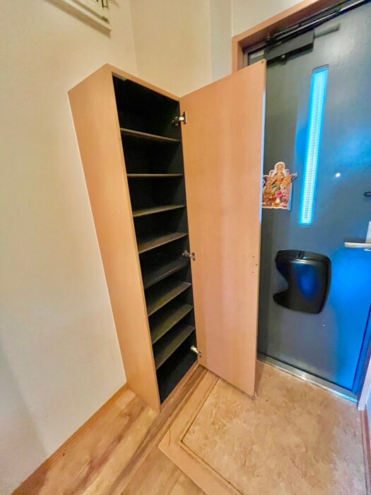 物件内観写真19　(靴箱)