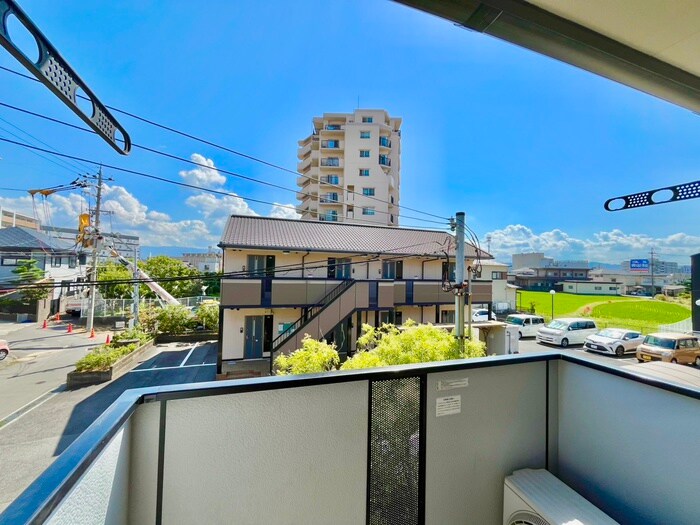 物件内観写真22　(室内からの展望)