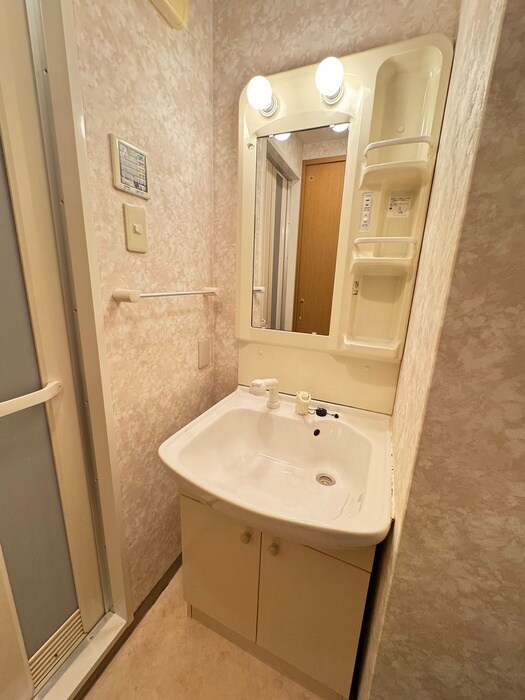 物件内観写真10　(洗面)